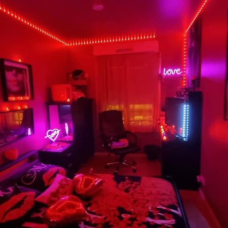 Love Room Sexy Love Cosy Lib Proche Centre Gare A Pied Aulnay-sous-Bois Exteriér fotografie